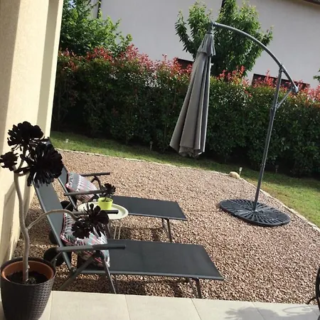 Mini-villa Mitoyenne De Type F2 Proche Golfe De Lava Feriehus Appietto