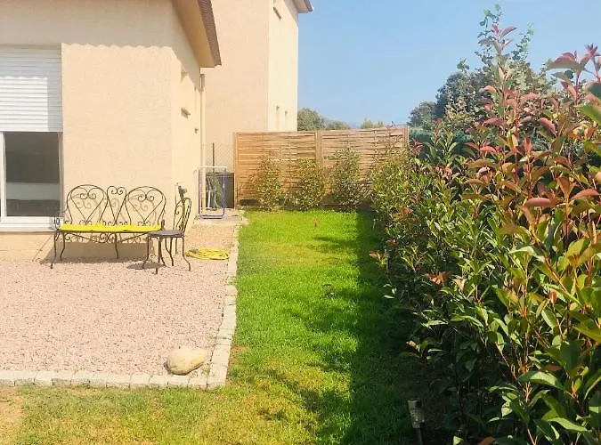 Mini-villa Mitoyenne De Type F2 Proche Golfe De Lava בית נופש