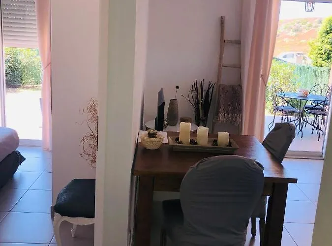 Mini-villa Mitoyenne De Type F2 Proche Golfe De Lava Appietto