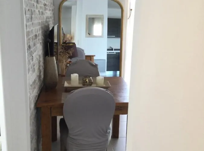 度假居 Mini-villa Mitoyenne De Type F2 Proche Golfe De Lava