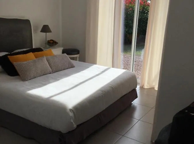 Mini-villa Mitoyenne De Type F2 Proche Golfe De Lava * 阿帕涅托