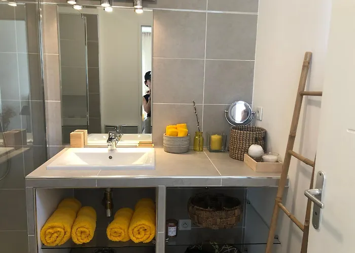 度假居 Mini-villa Mitoyenne De Type F2 Proche Golfe De Lava *